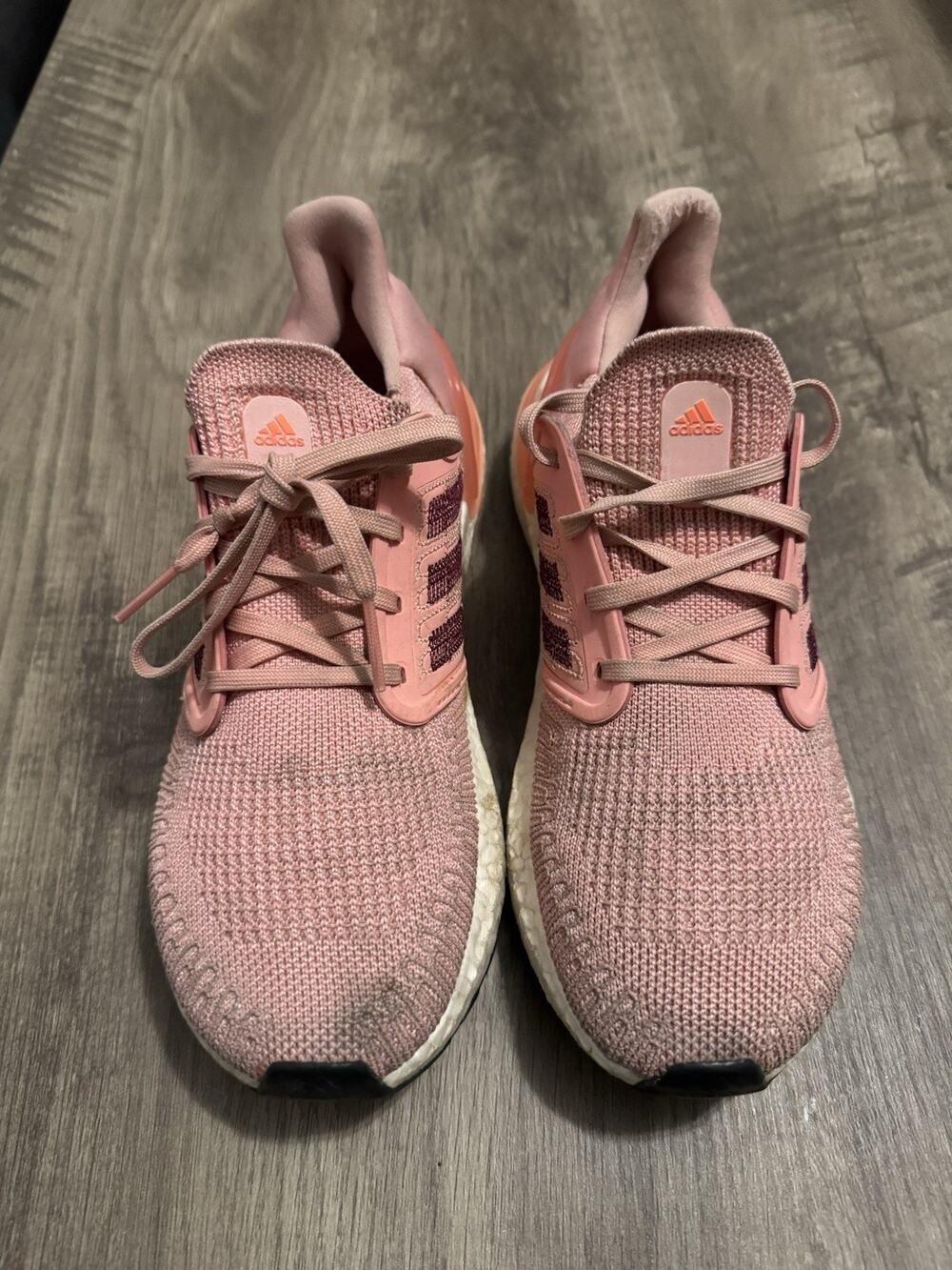 adidas UltraBoost 20 Women’s Size 7.5 Pink Coral Running Shoes Sneakers EG0716